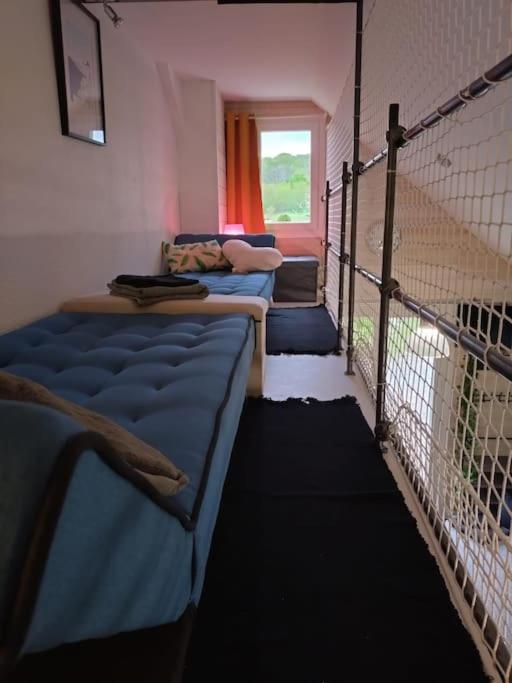 Joli Studio Mezzanine Proche Pole Europeen Yvre-l'Eveque Экстерьер фото